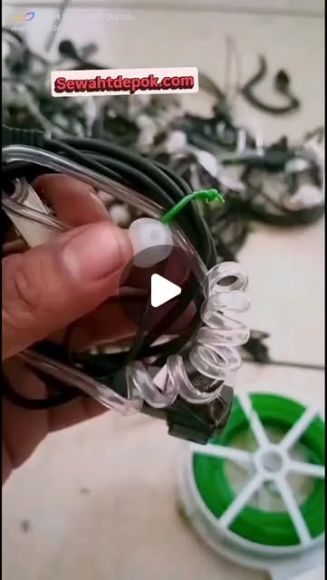 Pembersihan Earphone dan pengecekan fungsi unit HTBiar maksimal waktu dipakai